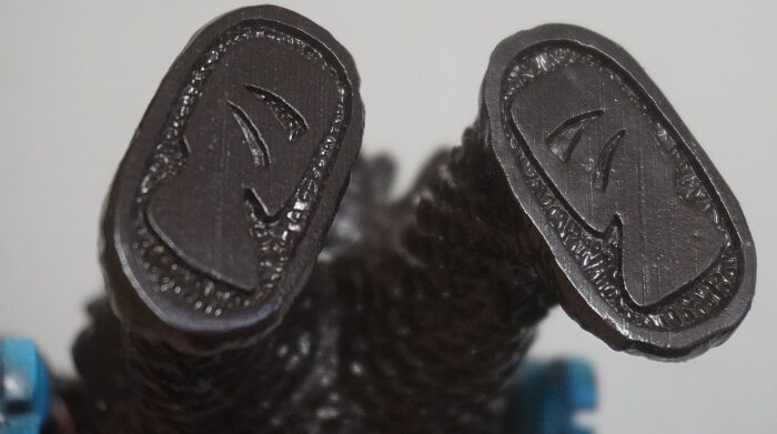 ポピー製「キングザウルスシリーズ 脳波怪獣ギャンゴ」足裏、足形